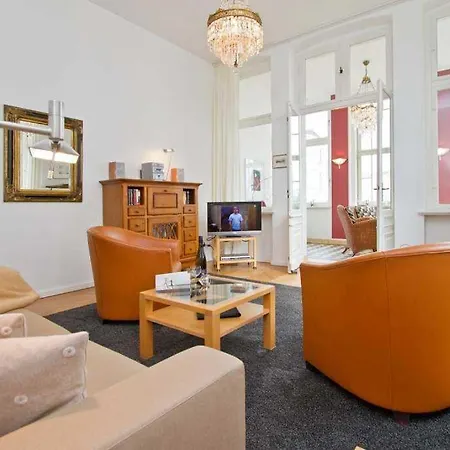 Villa, App 1 Lejlighed