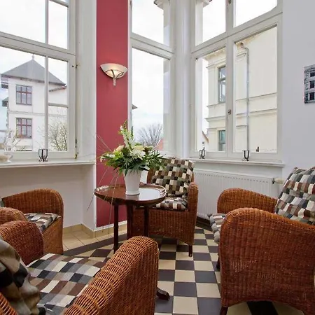 Villa, App 1 アパート