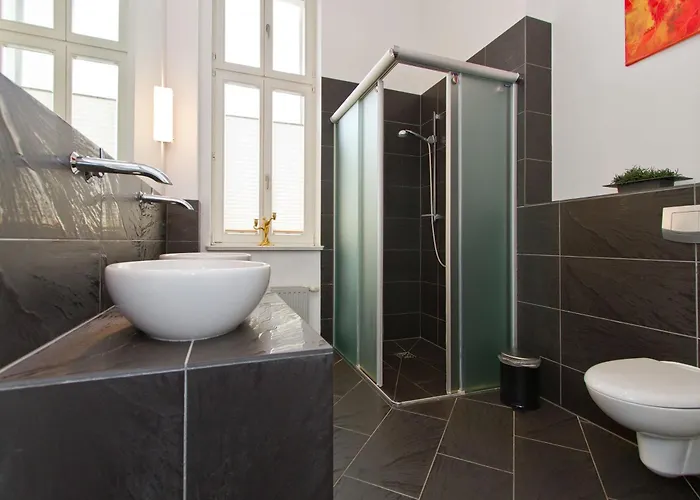 Villa, App 1 Lägenhet